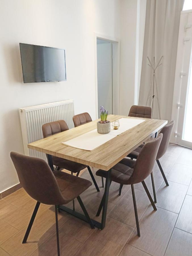 3 Bedrooms With Ensuite Bathrooms Wenen Buitenkant foto